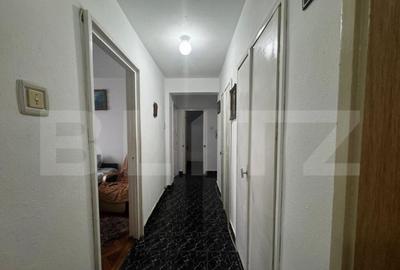 Apartament de vazare, cu 4 camere, 90 mp + balcoane, zona La - 2