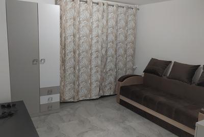 Garsonieră decomandată în Far - 4