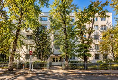 Apartament cu 2 camere decomandat în Balta Albă