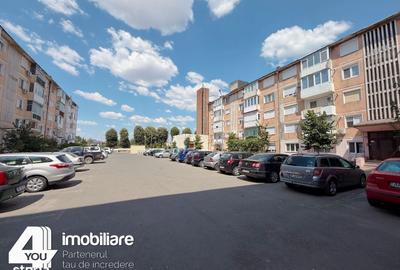 Apartament cu 3 camere semidecomandat în Central