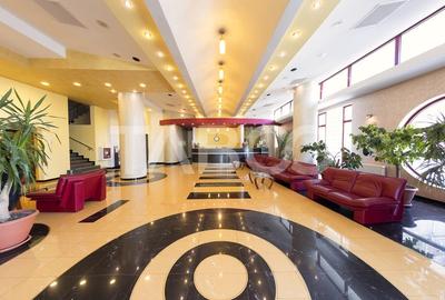 Hotel de 3* si 4* cu 64 de camere in Alba Iulia ultracentral - 2
