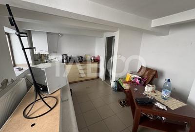 Spatiu comercial cu doua intrari separate 4 camere 2 bai 84 mpu Sibiu - 5