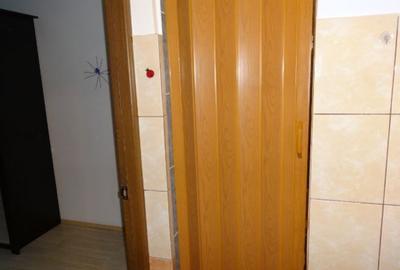 Proprietar inchiriez garsonieră 21 mp în Blascovici. - 2