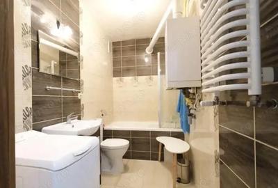 Garsonieră decomandată în Apărătorii Patriei