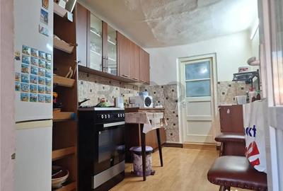 Casă cu 5 camere cu Canalizare în Tărian - 2