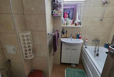 Apartament cu 3 camere semidecomandat, mobilat în 1 Decembrie 1918 - 8