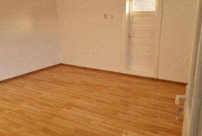 Casă cu 6 camere în Central - 1