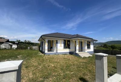 Casa tip parter , zona Nord