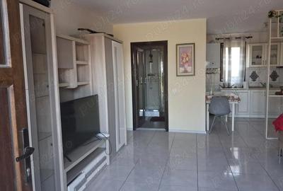 Casă cu 8 camere cu Teren 1000 Mp în Central - 8