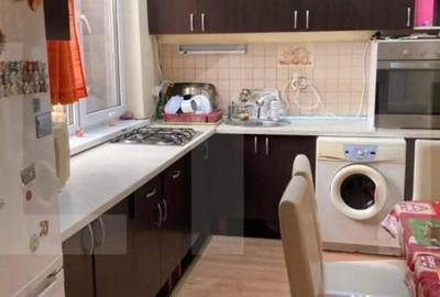 Apartament cu 3 camere semidecomandat în Central - 5