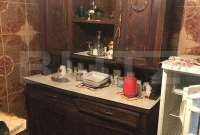 Casă cu 8 camere cu Teren 627 Mp în Fratelia - 3