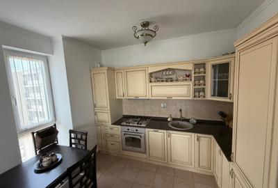 Apartament cu 3 camere semidecomandat în Torontalului - 3