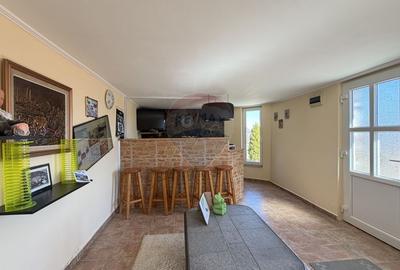 Casă cu 5 camere cu Teren 1000 Mp în Vest - 2