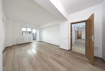 Apartament 3 camere decomandat, 2 bai, parcare, comision 0