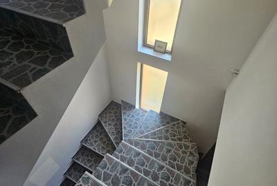 Casă cu 4 camere cu Teren 250 Mp în Valea Iașului - 9
