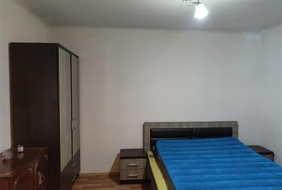 Casa decomandata, situata central in Boldesti Scaeni, in zona curata si linistit - 4