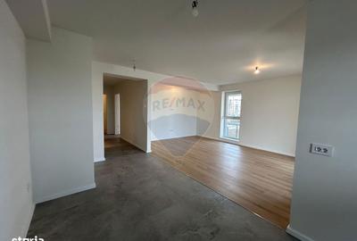 Apartament cu 3 camere în Tractorul