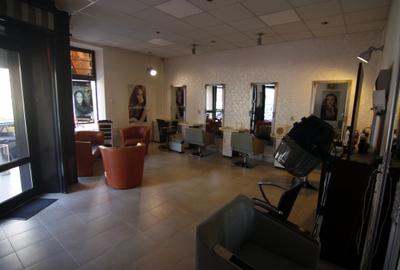 Spațiu comercial, de 70 mp, în P-ța Unirii - 2