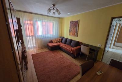 Apartament cu 3 camere semidecomandat, mobilat în Tomis Nord - 1