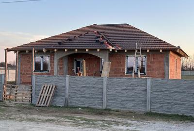 Casă cu 3 camere în Central - 2