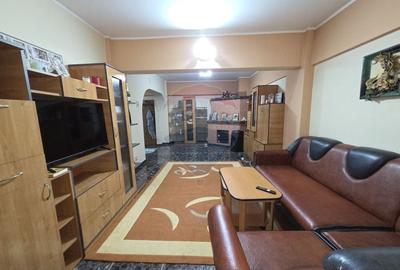 Apartament cu 3 camere decomandat, mobilat în Câmpineanca - 3