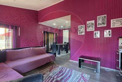 Casă cu 3 camere cu Teren 303 Mp în Central - 35