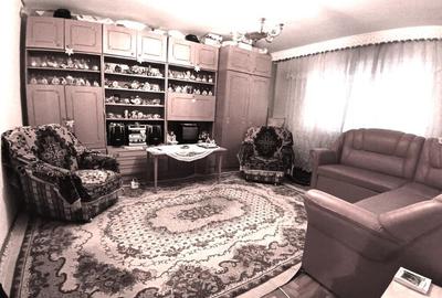 Apartament cu 3 Camere Decomandat in George Enescu - 1