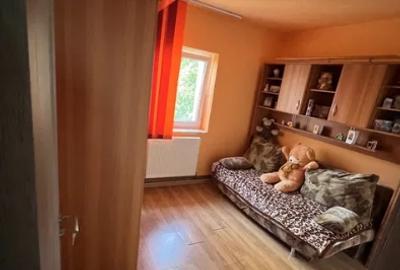 Pantelimon,bl.reabilitat,1980,1/2,2 bai, balcon inchis,mobilat,utilat. - 2