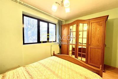 Apartament cu 3 camere decomandat, mobilat în Narcisa - 13