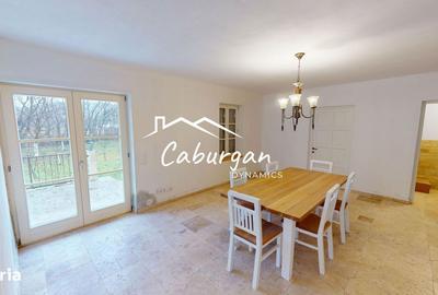 Casă cu 4 camere în Central