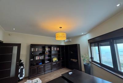 Vând apartament 3 camere vedere la mare - 4