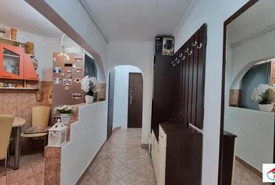 Apartament 3 camere Micro 16 din BCA - 1