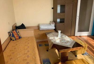 Apartament cu o camera de inchiriat in zona Garii