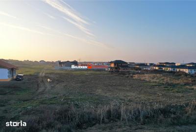 Teren de 570 mp, în Sânmartin - 3