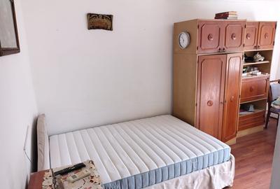 Garsoniera de inchiriat str. Podului, 21 mp, etaj 2, 800 lei