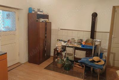 Casa de vanzare intr-o zona linistita in comuna Mociu - 8