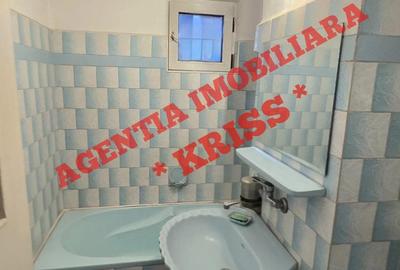 Apartament cu 2 camere semidecomandat în Calea București
