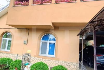 Casă cu 7 camere cu Teren 579 Mp în Central - 18