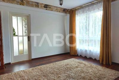 Apartament de vanzare 41 mp 2 camere etaj 2 balcon Cisnadie - 1