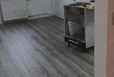 Apartament cu 3 camere decomandat în Central - 2