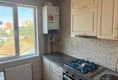 Apartament cu 2 camere decomandat în Olimpia-Stadion
