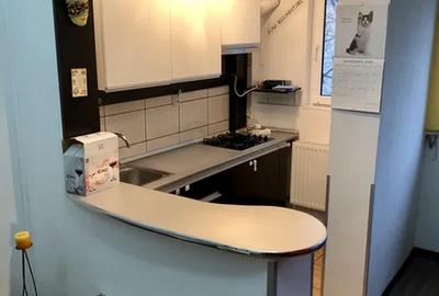 Titan,Metrou ,Parc ,Piata Minis,Bloc 1980 Etajul 2/10,Mobilata,Utilata,Libera! - 3