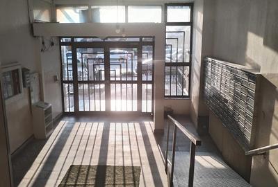Garsonieră semidecomandată în Gorjului