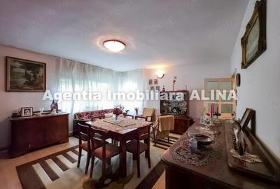 Casă cu 5 camere în Central - 2