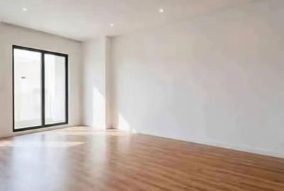 Apartament cu 2 camere decomandat în Est - 2