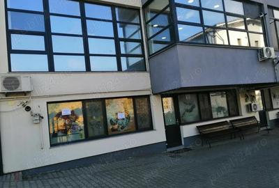 Vand spatiul comercial - 7