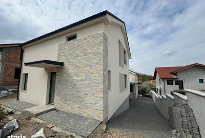 Casă cu 4 camere decomandat în Sânnicoară - 3