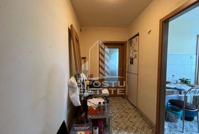 Apartament cu 2 camere, semidecomandat, conf 1, zona Sagului - 4