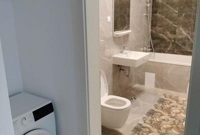 Apartament cu 2 camere decomandat în Tractorul - 7