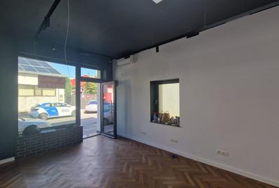 Spatiu comercial, 60mp+curte, Central - 2